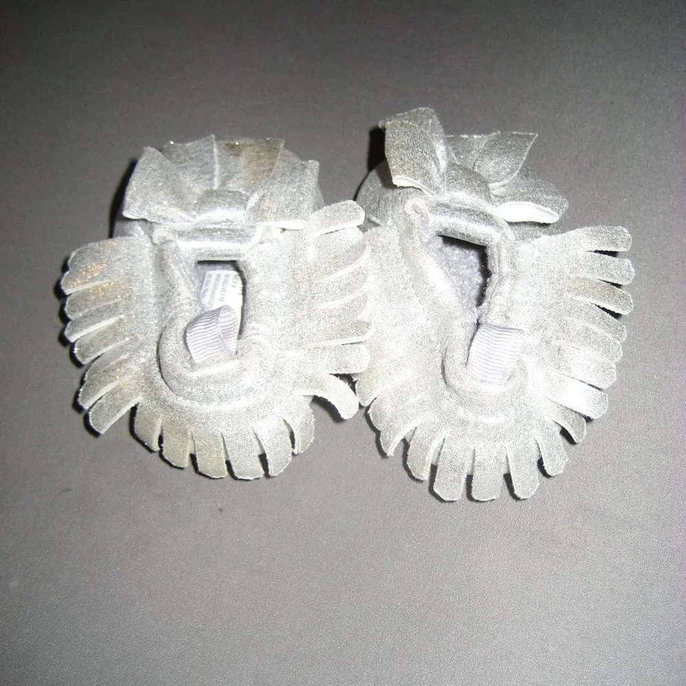 SG Footwear Size 2 Silver Moccasins Elastic Fringe Infant Baby NEW